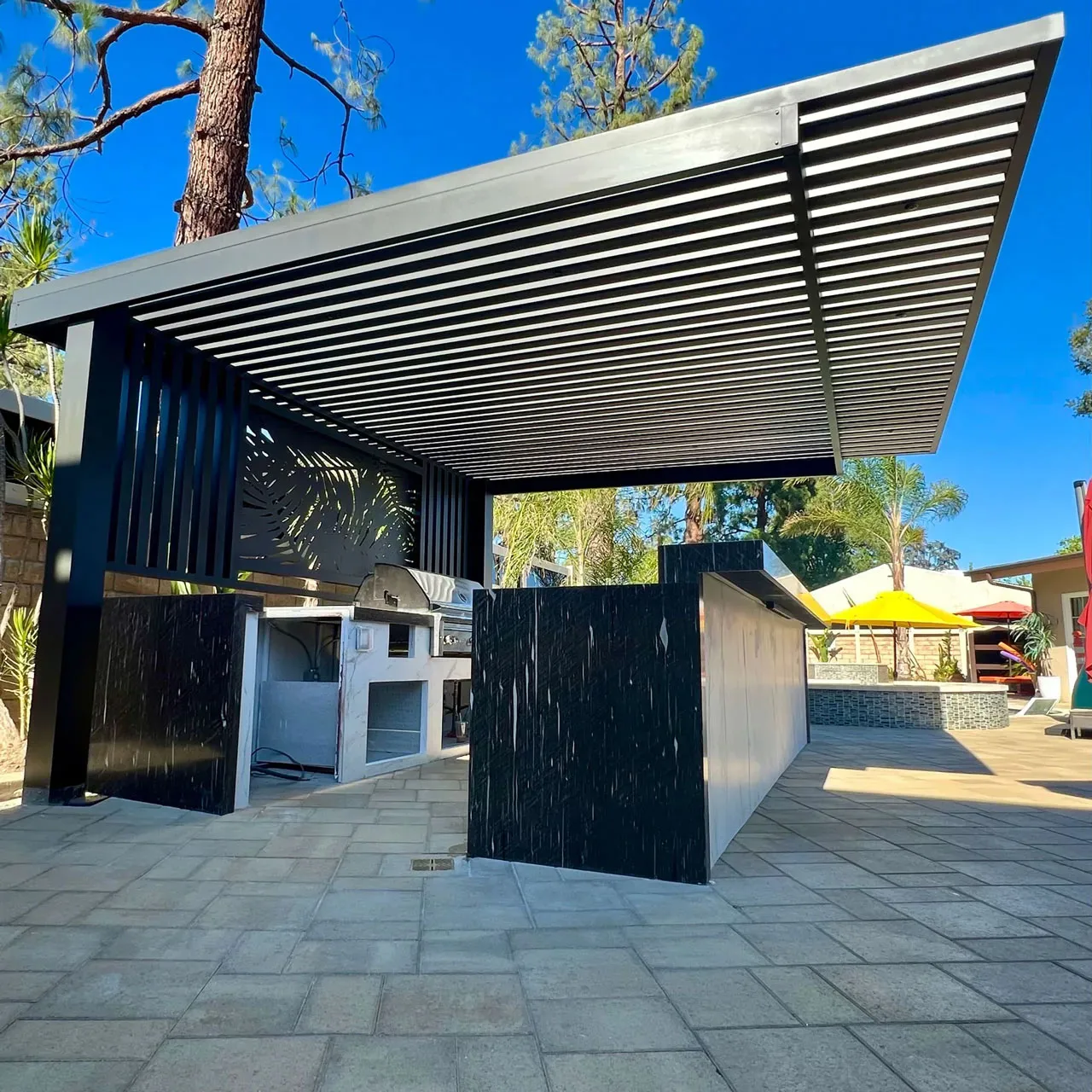 Elite L.A. Patios - What is Hardscaping? - patio with hardscape flooring 02