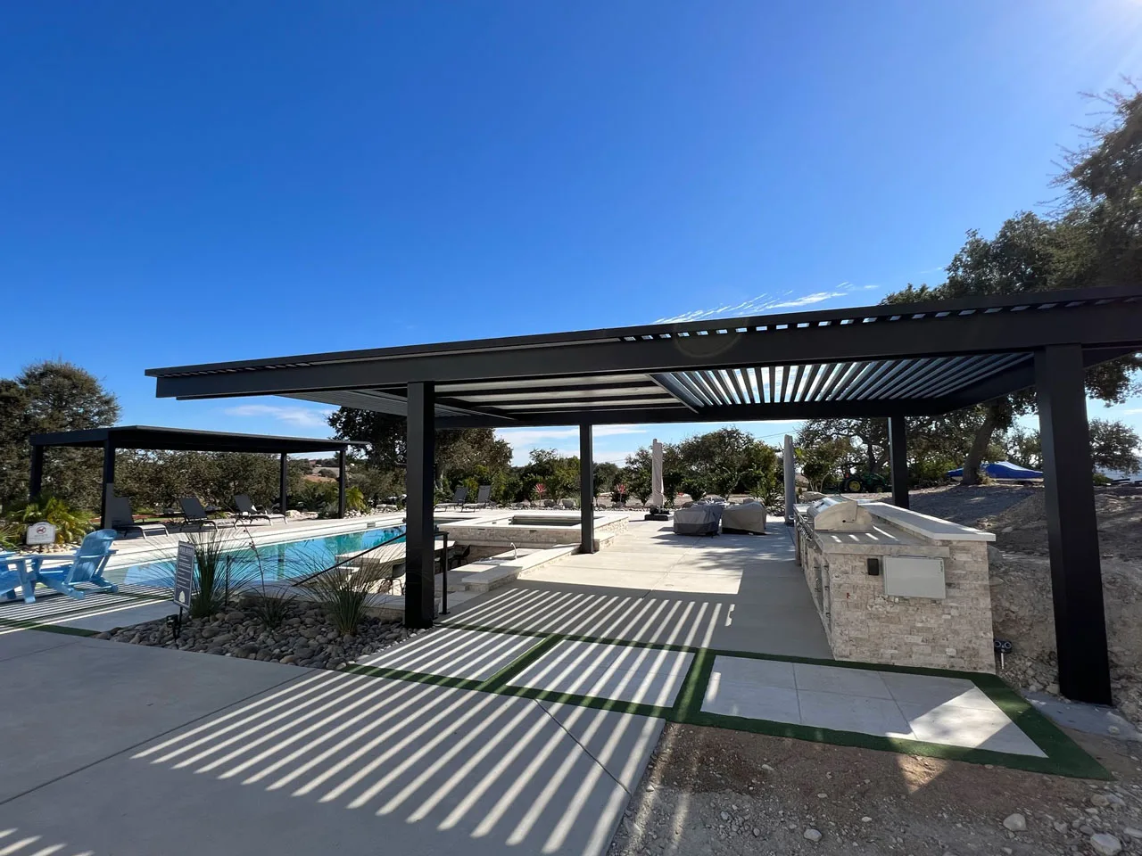 Elite L.A. Patios - What Makes 4K Aluminum Luxury Grade Patio Material: Manufacturing & Performance in Heat - 4K Aluminum Pergola